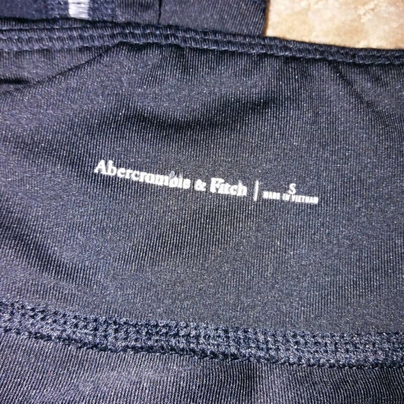 Abercrombie & Fitch || Mesh Panel Black Leggings - Picture 4 of 4